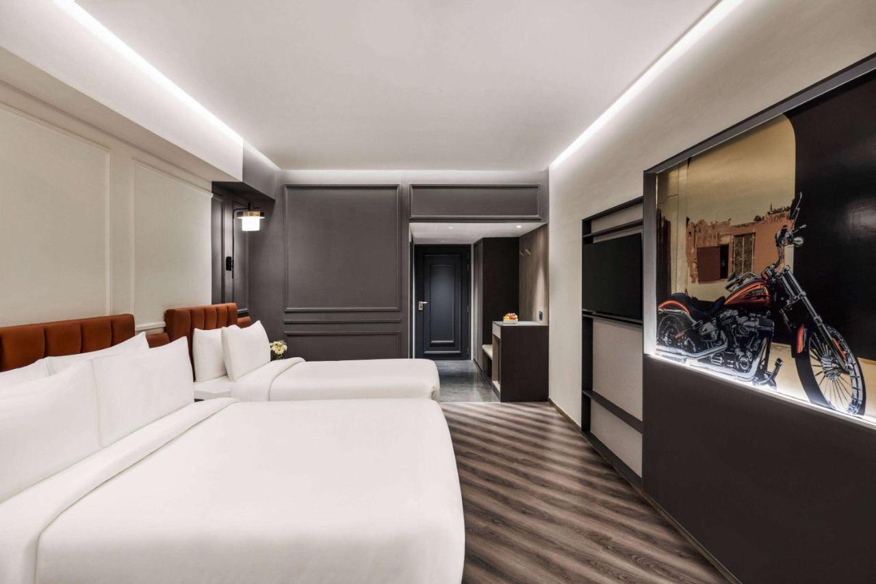 Ramada Encore By Wyndham Indore Nipania Екстериор снимка